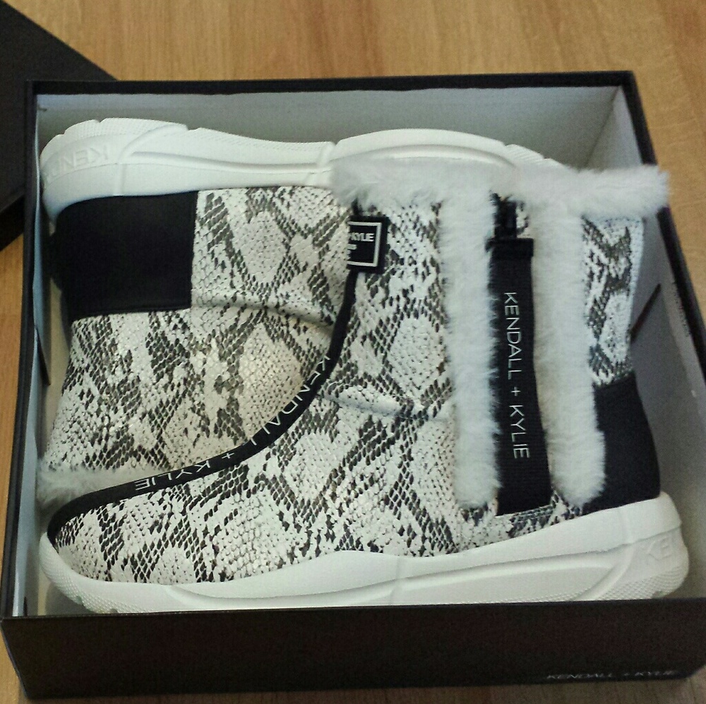 Brand New Kendall + Kylie Boots